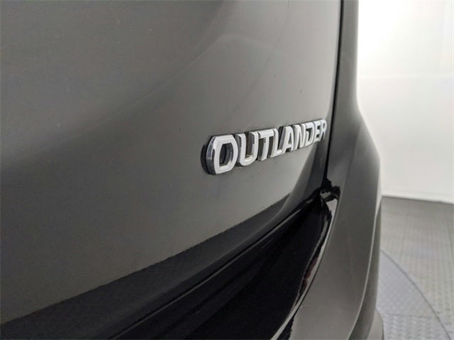 2018 Mitsubishi Outlander ES